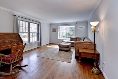 Lovely traditional brick home in the heart of Ford's Colony on Fords Colony Country Club in Virginia - for sale on GolfHomes.com, golf home, golf lot