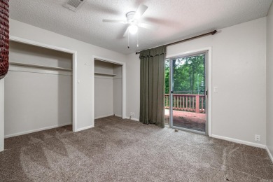 Move-in read 3 Bedroom townhome near amenities and recreation on DeSoto Golf Course in Arkansas - for sale on GolfHomes.com, golf home, golf lot