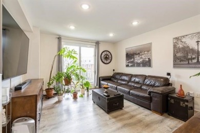 Welcome to this bright and spacious 2 bedrooms unit in Porte on Liberty National in New Jersey - for sale on GolfHomes.com, golf home, golf lot
