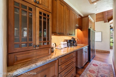 Spacious Larry Berlin designed home on a private cul-de-sac on Jackson Hole Golf and Tennis Club in Wyoming - for sale on GolfHomes.com, golf home, golf lot
