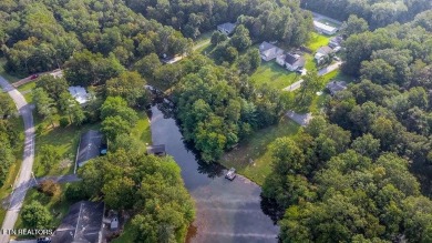 Great Lakefront Lot! Access to the big Lake Tansi! Great on Lake Tansi Village Country Club in Tennessee - for sale on GolfHomes.com, golf home, golf lot