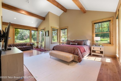 Spacious Larry Berlin designed home on a private cul-de-sac on Jackson Hole Golf and Tennis Club in Wyoming - for sale on GolfHomes.com, golf home, golf lot