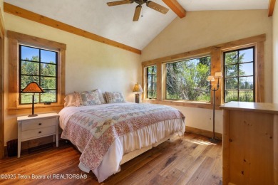 Spacious Larry Berlin designed home on a private cul-de-sac on Jackson Hole Golf and Tennis Club in Wyoming - for sale on GolfHomes.com, golf home, golf lot