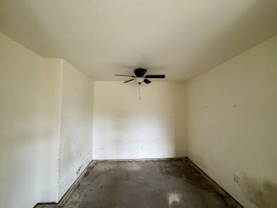 Spacious, single-story, 3 bedroom, 2 bath home with lots of on Waikoloa Village Golf Club in Hawaii - for sale on GolfHomes.com, golf home, golf lot
