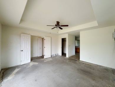 Spacious, single-story, 3 bedroom, 2 bath home with lots of on Waikoloa Village Golf Club in Hawaii - for sale on GolfHomes.com, golf home, golf lot