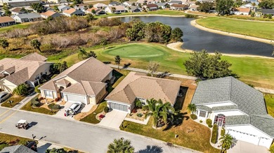 Well maintained Bristol floor plan with EXPANSIVE views of 7th on Kings Gate Golf Club in Florida - for sale on GolfHomes.com, golf home, golf lot