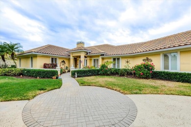 Under contract-accepting backup offers. Price Improvement! on Plantation Golf and Country Club in Florida - for sale on GolfHomes.com, golf home, golf lot