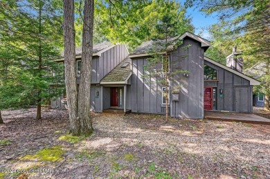 A cozy 2 Bed 1-1/2 Bath WELL CARED in Snow Ridge Village on Jack Frost National Golf Course in Pennsylvania - for sale on GolfHomes.com, golf home, golf lot