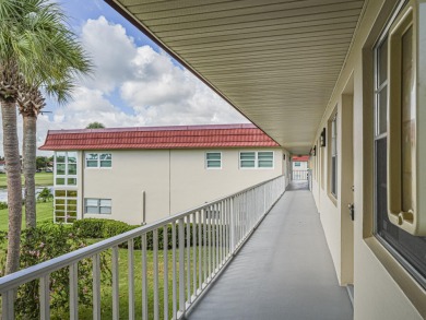 Turn-key 1BR/1.5BA in Vista Royale, Vero's most active 55+ on The American Golf Club in Florida - for sale on GolfHomes.com, golf home, golf lot