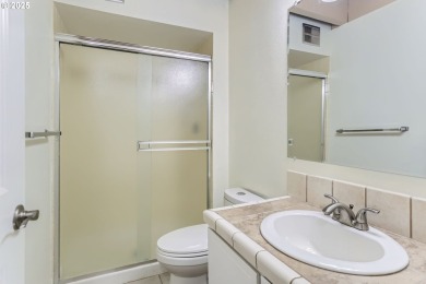 End-unit townhouse with unbeatable golf course lot! With an on Rock Creek Country Club in Oregon - for sale on GolfHomes.com, golf home, golf lot