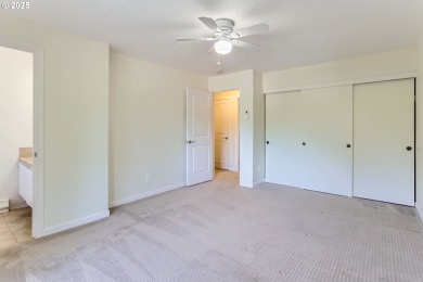 End-unit townhouse with unbeatable golf course lot! With an on Rock Creek Country Club in Oregon - for sale on GolfHomes.com, golf home, golf lot