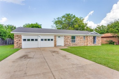 ~ Beat the Heat with a HOT New Address ~ Welcome to this cozy on Pecan Valley Municipal Golf Course in Texas - for sale on GolfHomes.com, golf home, golf lot