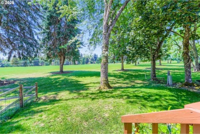 End-unit townhouse with unbeatable golf course lot! With an on Rock Creek Country Club in Oregon - for sale on GolfHomes.com, golf home, golf lot