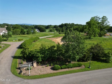 The Virginian neighborhood is the premiere golf community in on Virginian Golf Club in Virginia - for sale on GolfHomes.com, golf home, golf lot
