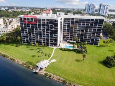 Stunning and elegant Penthouse Condo with 12ft ceilings and on North Palm Beach Country Club in Florida - for sale on GolfHomes.com, golf home, golf lot