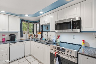 This is the largest townhome in Sun Lakes! 2 bed 2 bath home on Cottonwood Country Club in Arizona - for sale on GolfHomes.com, golf home, golf lot