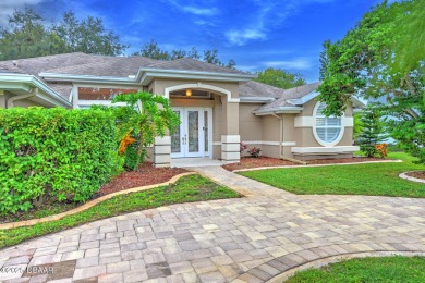 Beautifully remodeled and meticulously maintained, this on Spruce Creek Golf Club in Florida - for sale on GolfHomes.com, golf home, golf lot