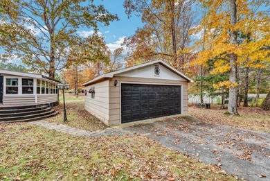 This well maintained 3-bedroom, 2-bath manufactured home offers on Stonehenge Golf Course in Tennessee - for sale on GolfHomes.com, golf home, golf lot
