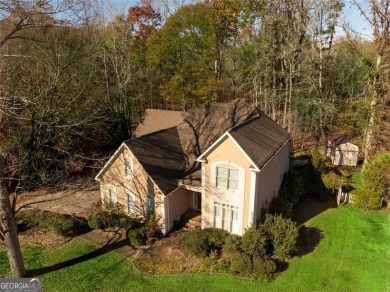 Beautiful home in established golf course Barrington Hall on Barrington Hall Golf Course in Georgia - for sale on GolfHomes.com, golf home, golf lot