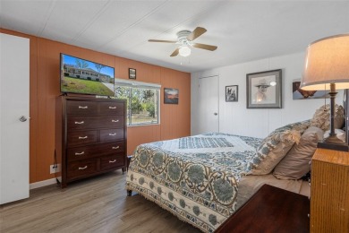 UPDATED INTERIOR - CORNER LOT - FURNISHED! This spacious on High Point Golf Club, Inc. in Florida - for sale on GolfHomes.com, golf home, golf lot