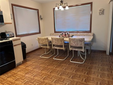 Looking for year-round fun at Villa Roma Resort in a lovely on Villa Roma Resort in New York - for sale on GolfHomes.com, golf home, golf lot