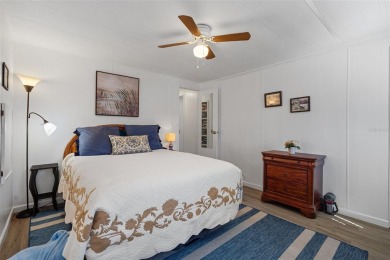 UPDATED INTERIOR - CORNER LOT - FURNISHED! This spacious on High Point Golf Club, Inc. in Florida - for sale on GolfHomes.com, golf home, golf lot