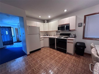 Looking for year-round fun at Villa Roma Resort in a lovely on Villa Roma Resort in New York - for sale on GolfHomes.com, golf home, golf lot