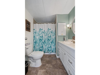 UPDATED INTERIOR - CORNER LOT - FURNISHED! This spacious on High Point Golf Club, Inc. in Florida - for sale on GolfHomes.com, golf home, golf lot