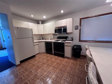 Looking for year-round fun at Villa Roma Resort in a lovely on Villa Roma Resort in New York - for sale on GolfHomes.com, golf home, golf lot