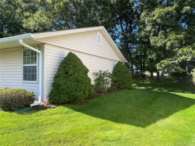 Welcome to 393 A Woodbridge Dr. nestled in desirable 55+ 24 hour on Leisure Village Golf Course in New York - for sale on GolfHomes.com, golf home, golf lot