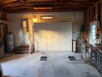 Priced to sell at $38,500, monthly lot rent is $1248 on Pine Lakes Country Club in Florida - for sale on GolfHomes.com, golf home, golf lot