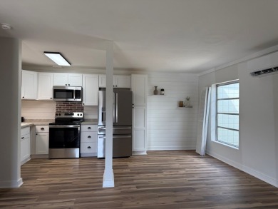 Welcome to Indian Creek Estates Condominium. Unit 6E is 1,152 on Indian Creek Yacht and Country Club in Virginia - for sale on GolfHomes.com, golf home, golf lot