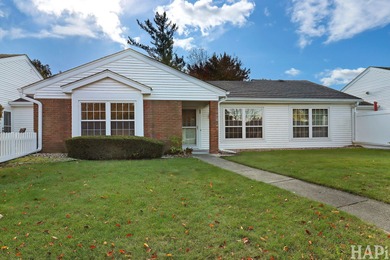 COME SEE THIS 2 BEDROOMS, 2 BATHS RANCH IN A 55+ ADULT COMMUNITY on Leisure Village Golf Course in Illinois - for sale on GolfHomes.com, golf home, golf lot