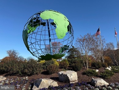 Welcome to your carefree living in this well-appointed and on Leisure World Golf Club in Maryland - for sale on GolfHomes.com, golf home, golf lot