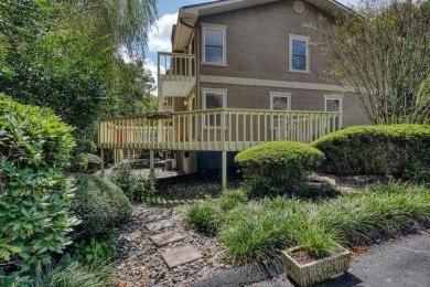 Welcome to this beautifully renovated townhome offering a on  in Georgia - for sale on GolfHomes.com, golf home, golf lot