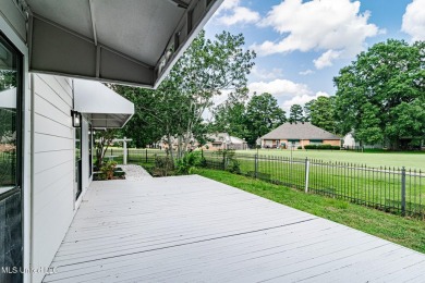 Move in ready and right on Deerfield Golf Course, this house has on Colonial Country Club Deerfield in Mississippi - for sale on GolfHomes.com, golf home, golf lot