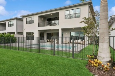 Brand new, never lived in luxury home on the absolute best long on Boca Raton Municipal Golf Course in Florida - for sale on GolfHomes.com, golf home, golf lot