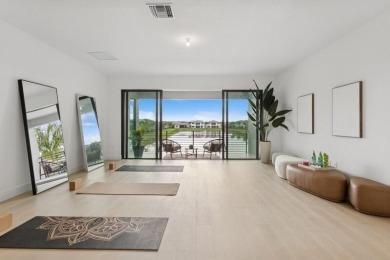 Brand new, never lived in luxury home on the absolute best long on Boca Raton Municipal Golf Course in Florida - for sale on GolfHomes.com, golf home, golf lot