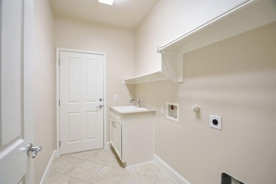 Beautifully updated home in the highly sought-after Frisco Lakes on Frisco Lakes Golf Course in Texas - for sale on GolfHomes.com, golf home, golf lot