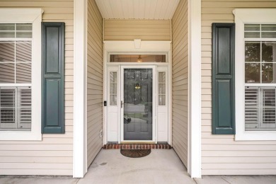 **Beautiful 1.5-Story Home on the 5th Green in Legend on Legend Oaks Plantation Golf Club in South Carolina - for sale on GolfHomes.com, golf home, golf lot