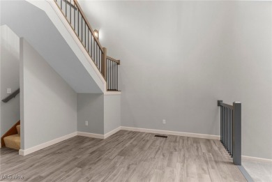 Renovated 2 Bedroom, 2.5 Bath Condo in a Sought-After Location! on Mill Creek Park Golf Course in Ohio - for sale on GolfHomes.com, golf home, golf lot