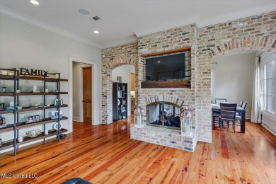 Amazing home on the 3rd fairway at Reunion. Spacious living room on Reunion Golf Club in Mississippi - for sale on GolfHomes.com, golf home, golf lot