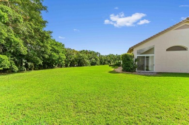 Beautiful one-story spacious stucco Villa w/ 15 ft ceilings on Aberdeen Golf and Country Club in Florida - for sale on GolfHomes.com, golf home, golf lot