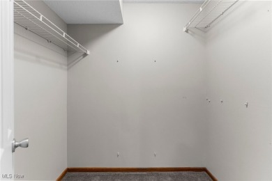 Renovated 2 Bedroom, 2.5 Bath Condo in a Sought-After Location! on Mill Creek Park Golf Course in Ohio - for sale on GolfHomes.com, golf home, golf lot