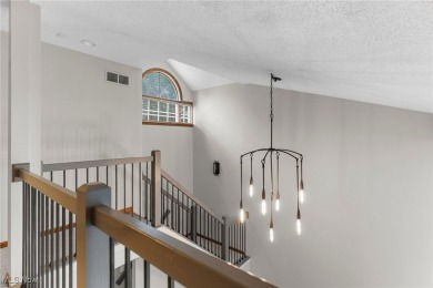Renovated 2 Bedroom, 2.5 Bath Condo in a Sought-After Location! on Mill Creek Park Golf Course in Ohio - for sale on GolfHomes.com, golf home, golf lot