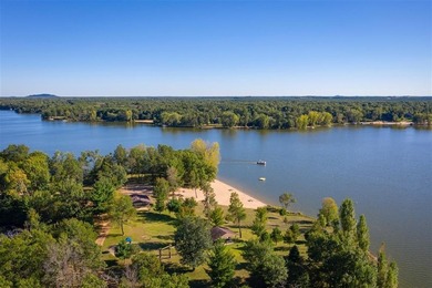Lake Arrowhead Lake Access Homesite! Centered between Lake on Lake Arrowhead Golf Course - The Lakes in Wisconsin - for sale on GolfHomes.com, golf home, golf lot