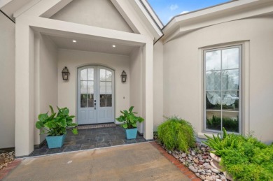 Come see this lovingly maintained 4 bed 3.5 bath home with game on University Club in Louisiana - for sale on GolfHomes.com, golf home, golf lot