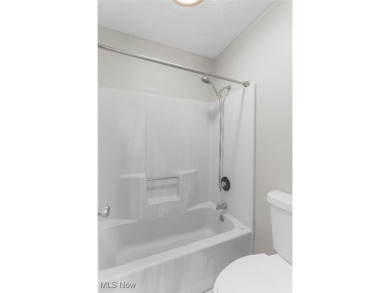 Renovated 2 Bedroom, 2.5 Bath Condo in a Sought-After Location! on Mill Creek Park Golf Course in Ohio - for sale on GolfHomes.com, golf home, golf lot