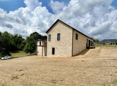 Introducing this stunning new home by Hargis General Contracting on Eagles Nest Country Club in Kentucky - for sale on GolfHomes.com, golf home, golf lot
