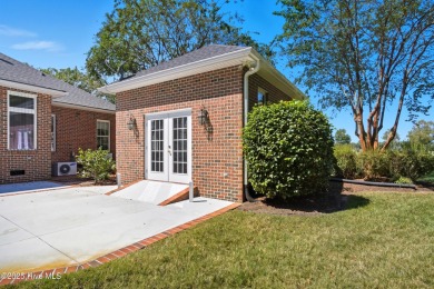 Immaculate, three-bedroom 2.5 bath custom-built home in the on Sound Golf Links at Albemarle Plantation in North Carolina - for sale on GolfHomes.com, golf home, golf lot